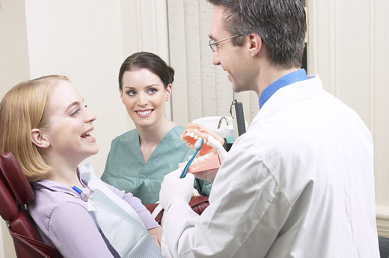 how much does a dental assistant make in austin texas